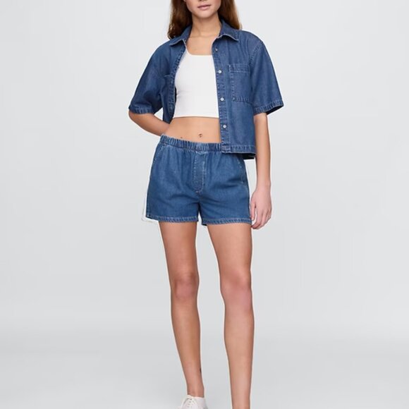 Mid Rise UltraSoft Denim Boxer Shorts | Medium Indigo | Size S | GAP - Picture 2 of 5